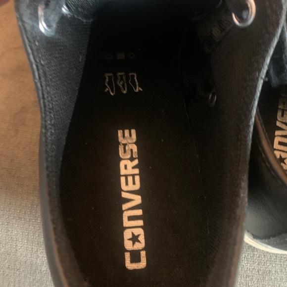 Converse Chuck Taylor All Star Platform Leather Sneakers - Picture 9 of 11